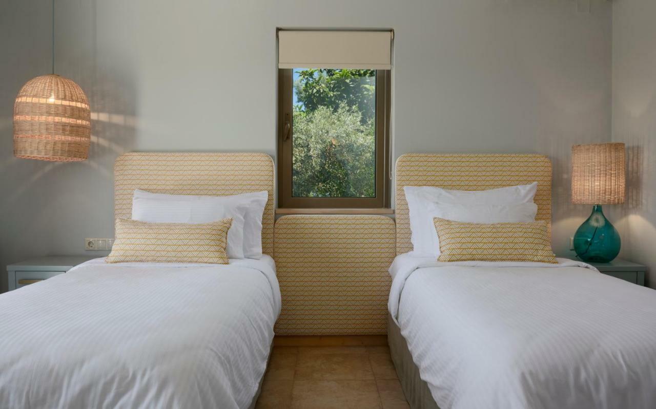 Artblue Villas Tsoukaládhes Esterno foto