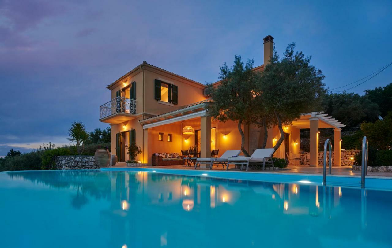Artblue Villas Tsoukaládhes Esterno foto
